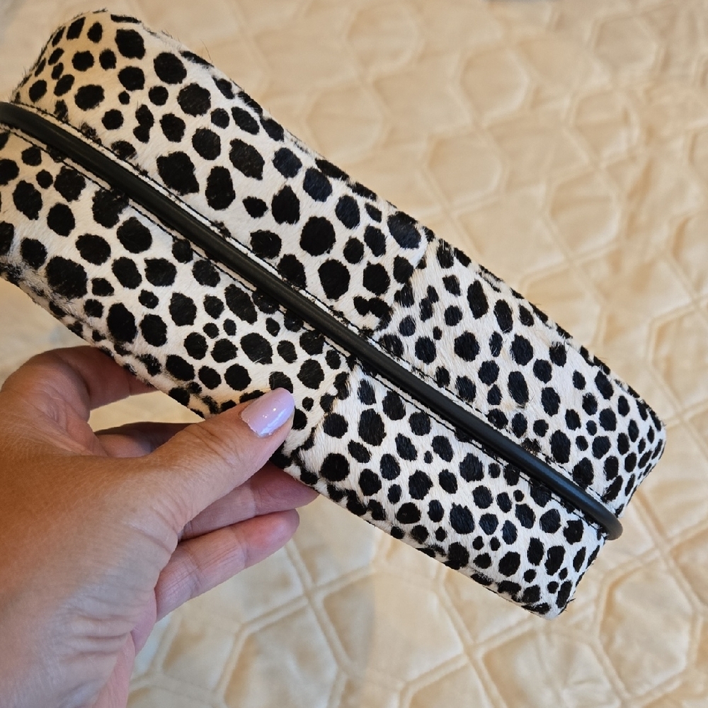 Michael kors Bag. Genuine Calf Hair Black and White Polka Dot Shoulder Bag. New - Picture 3 of 5